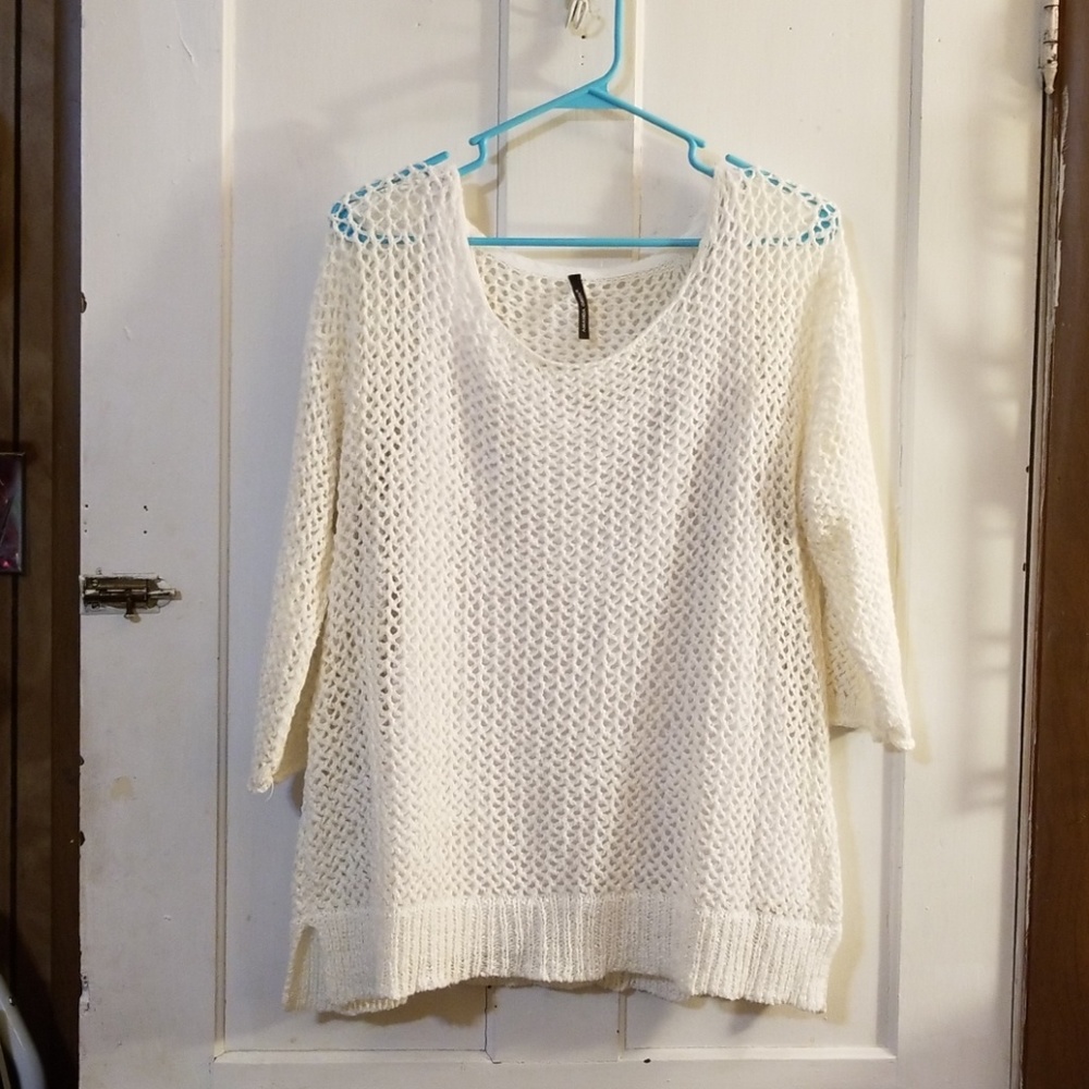 Women's Plus Size Sweater Size 16/18